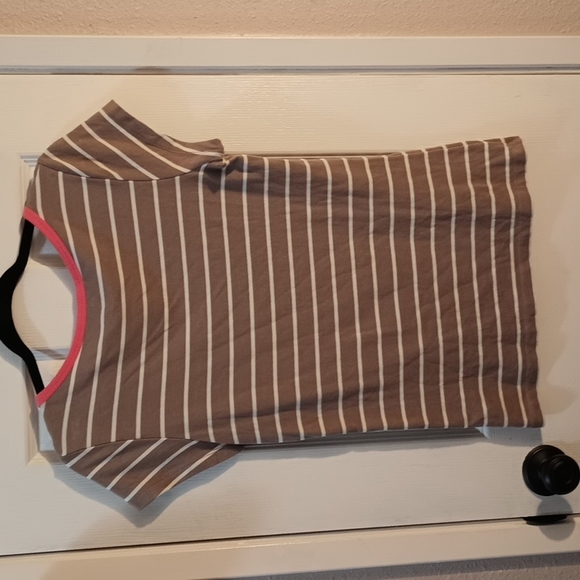 Top - Picture 2 of 5